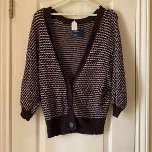 American Eagle V Neck Cardigan Sweater